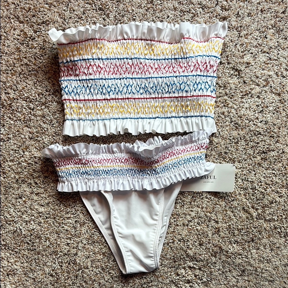 Zaful Colorful Ruffled Swimsuit